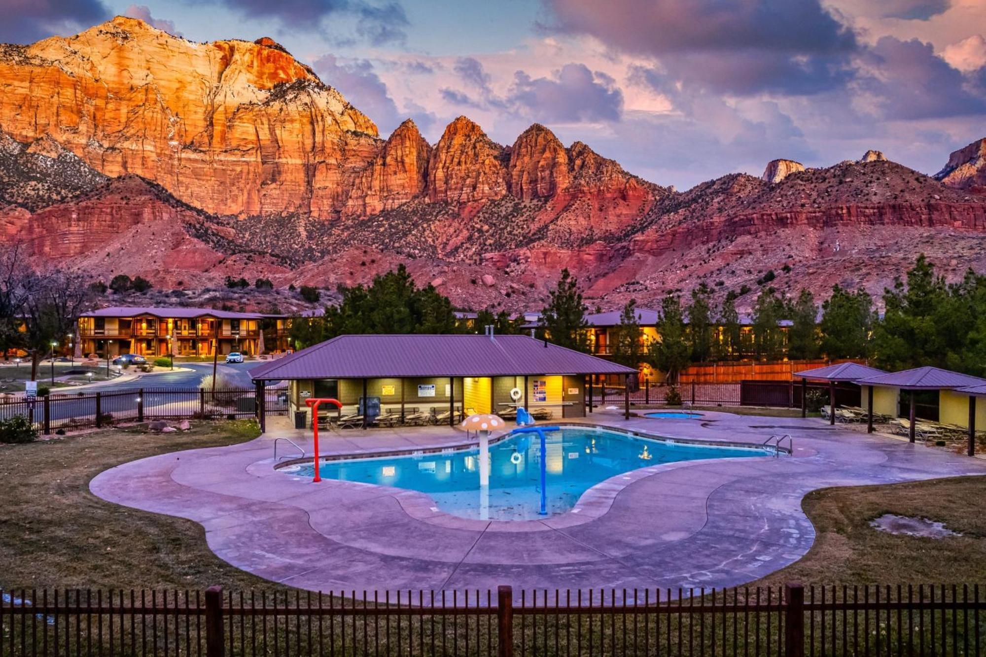 The Red Cliffs Lodge Zion, A Tribute Portfolio Hotel Springdale Exteriör bild