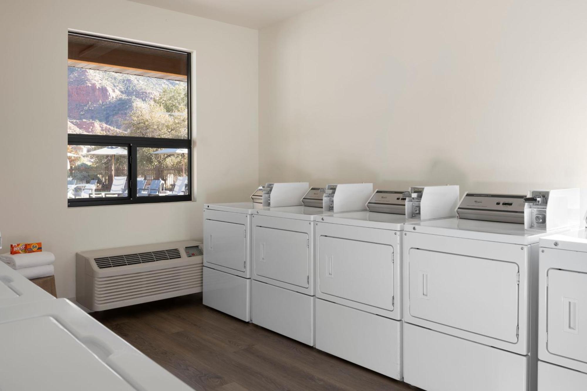 The Red Cliffs Lodge Zion, A Tribute Portfolio Hotel Springdale Exteriör bild